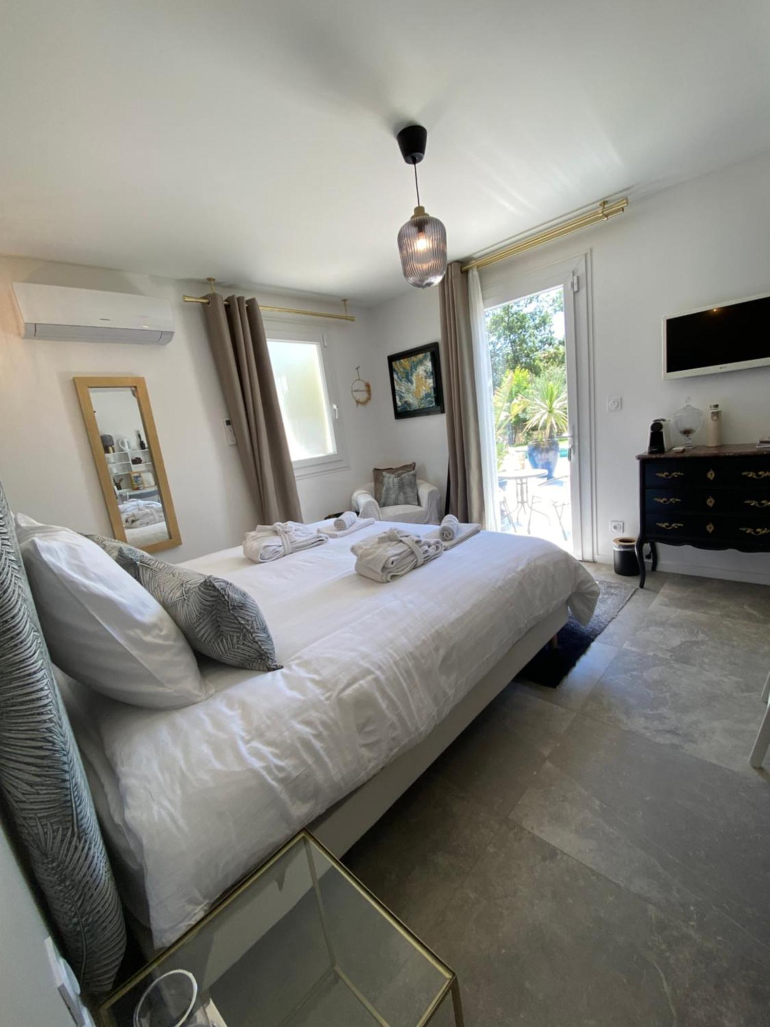 Villa Alba En Provence Besse-sur-Issole Экстерьер фото